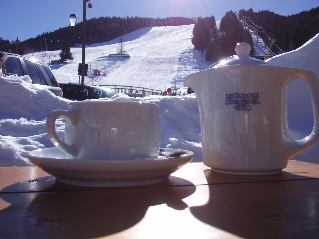 Hotel Les Flocons Courchevel Exterior photo